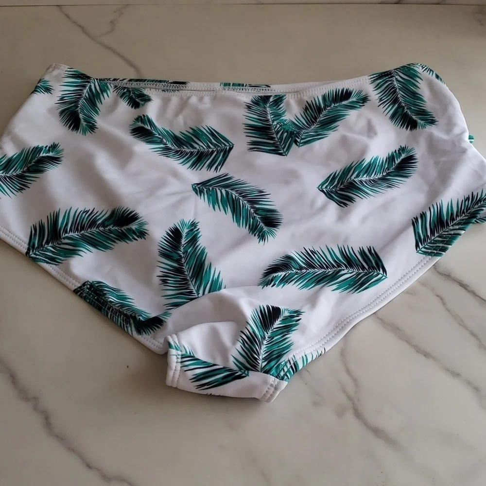 SouqFone Ruffled Flounce Top High Waisted Bikini Set in Blue Green Leaf Size L
